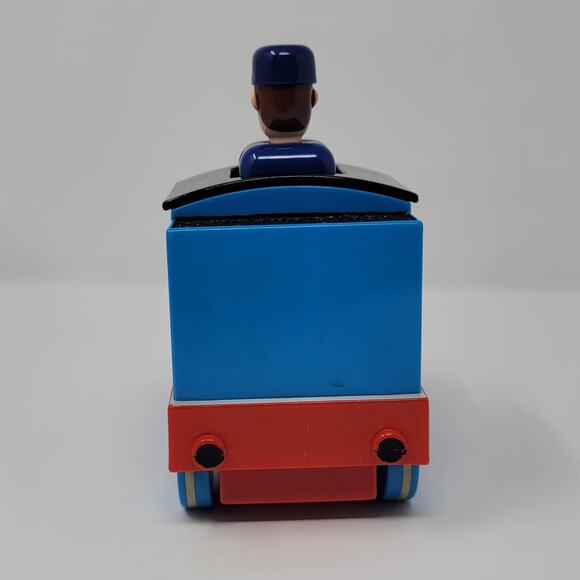 Thomas The Tank Engine 2004 Push and Go Thomas + Storage Case for Wood Trains - Picture 13 of 16